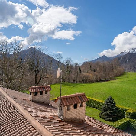 Mountain Lodging With Fireplace And Mountain View Barzio Extérieur photo